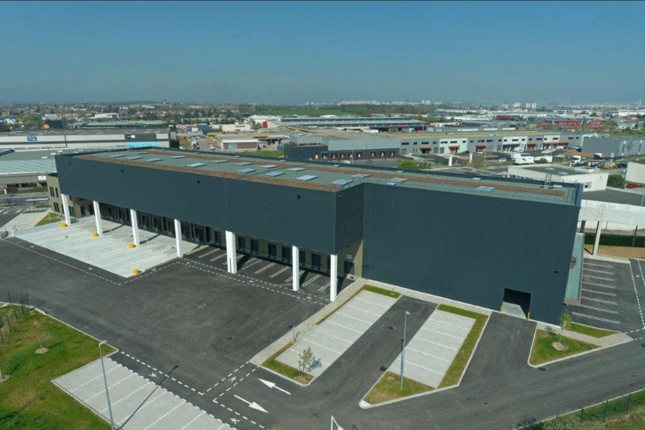 Entrepôt classe c Corbas 5403m² Location entrepôt classe c Corbas Rhône OLLOG2118331 5